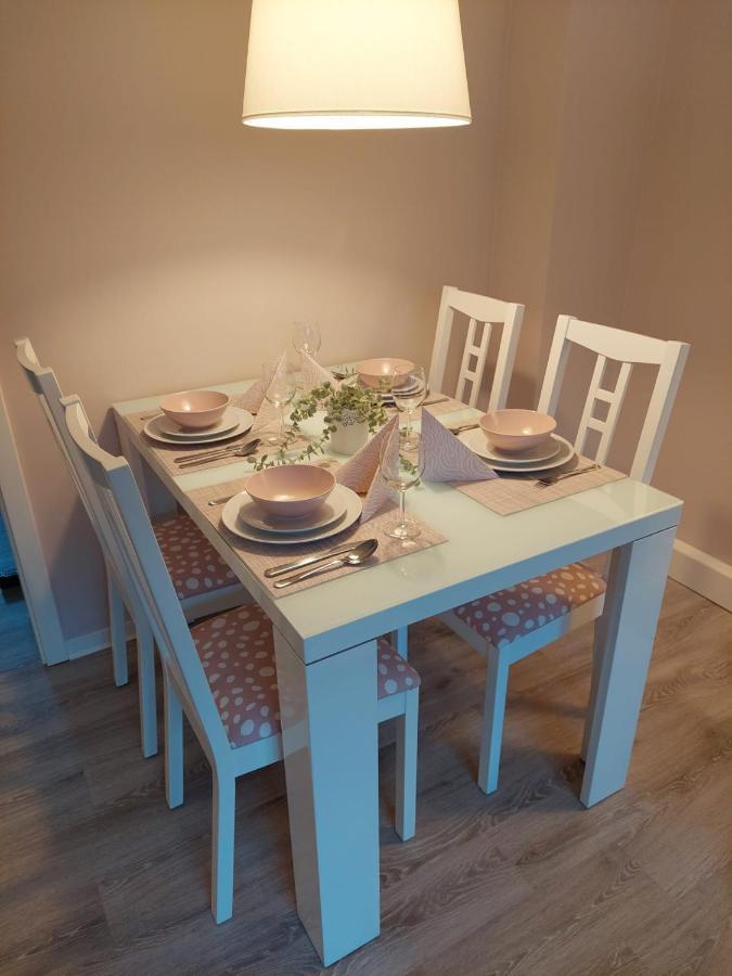 Helles Modern Eingerichtetes Apartment Halle  Esterno foto