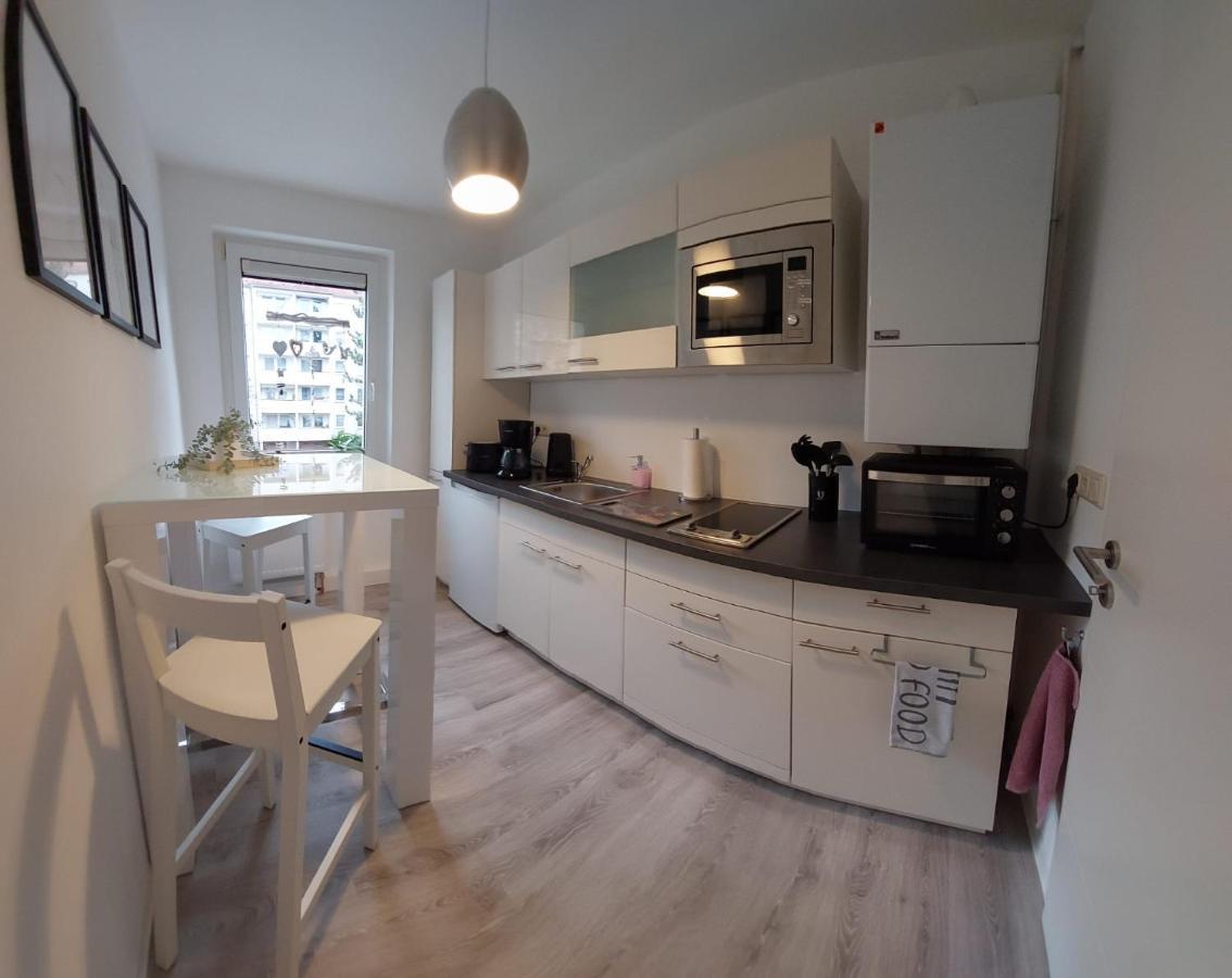 Helles Modern Eingerichtetes Apartment Halle  Esterno foto