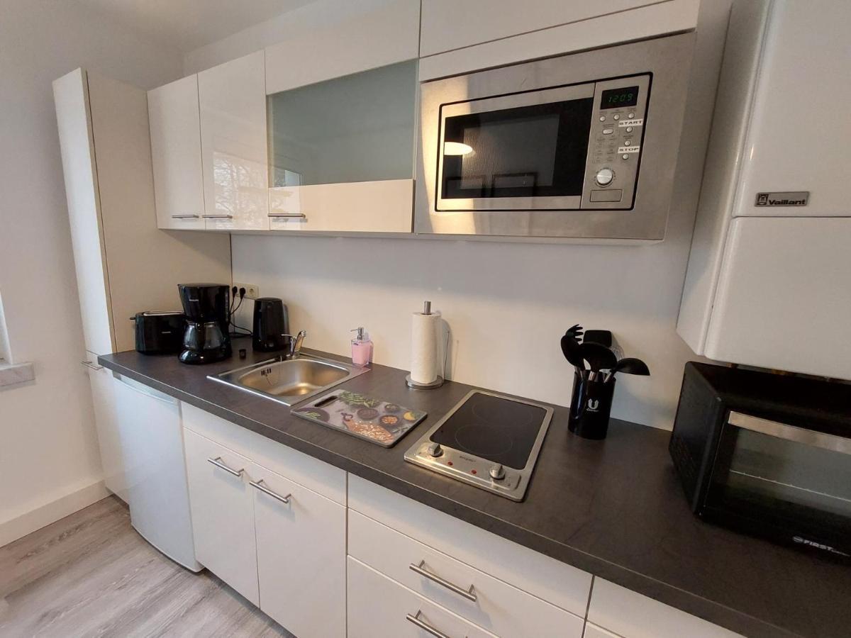 Helles Modern Eingerichtetes Apartment Halle  Esterno foto